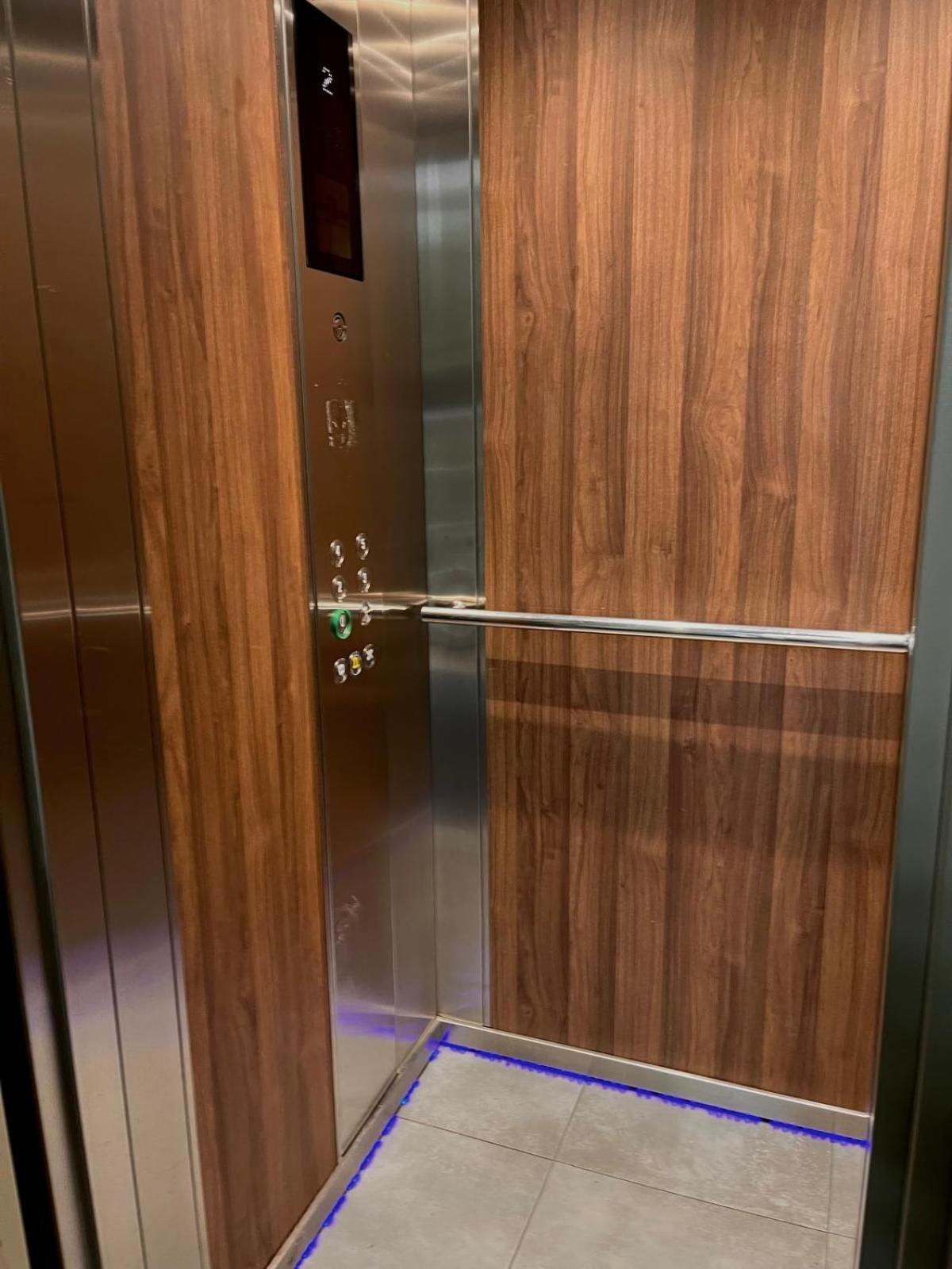 Petit 1 Bed Room Condo Warszawa Center ภายนอก รูปภาพ