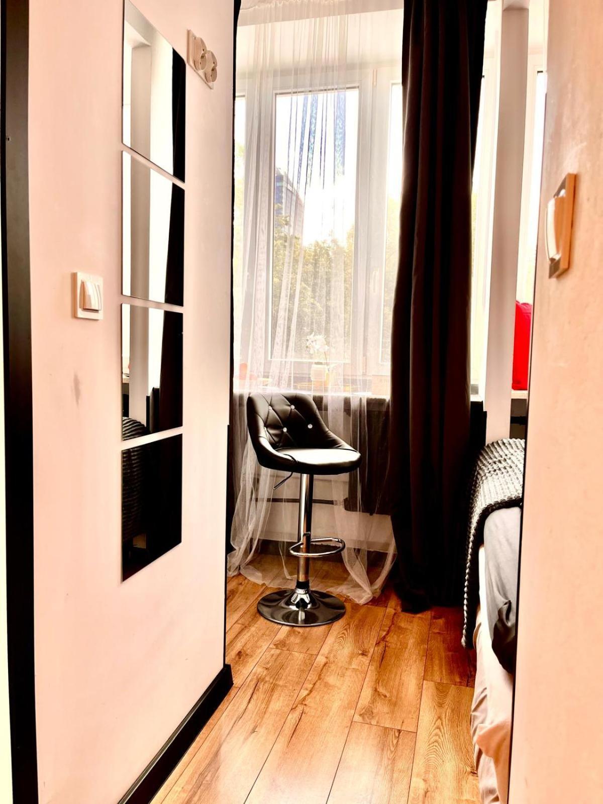 Petit 1 Bed Room Condo Warszawa Center ภายนอก รูปภาพ